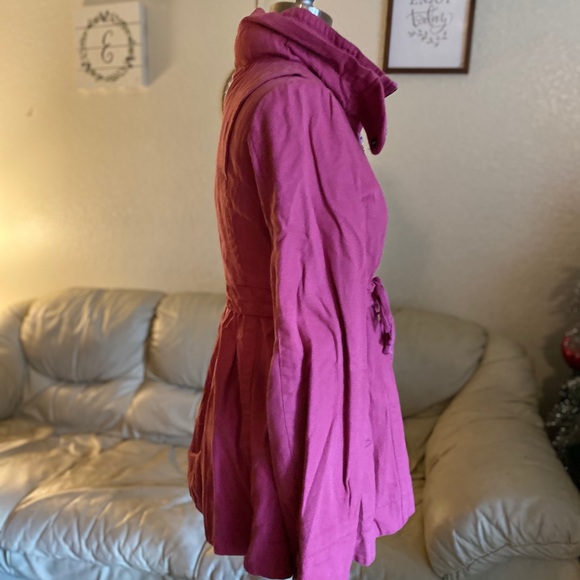 Tullu Hot Pink Tie Tuck in Hold Trench Coat - Picture 6 of 11